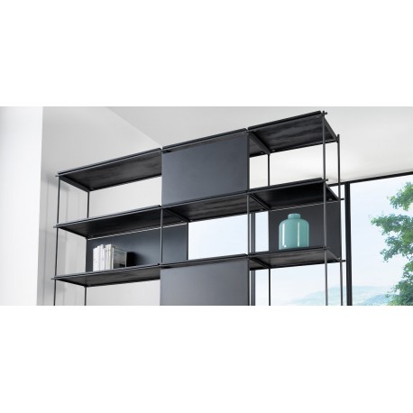 Libreria divisoria autoportante da terra in acciaio Miyoko