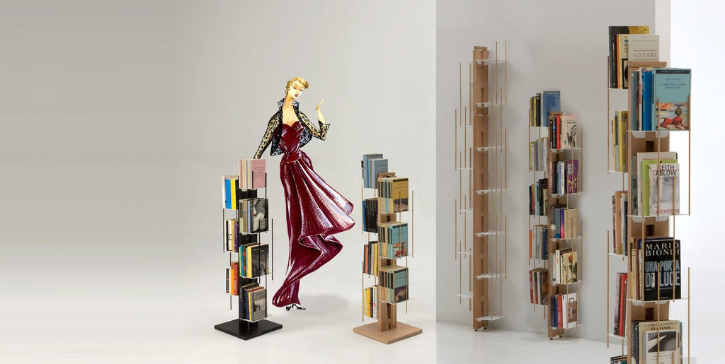 Libreria verticale da parete Zia Veronica in legno naturale