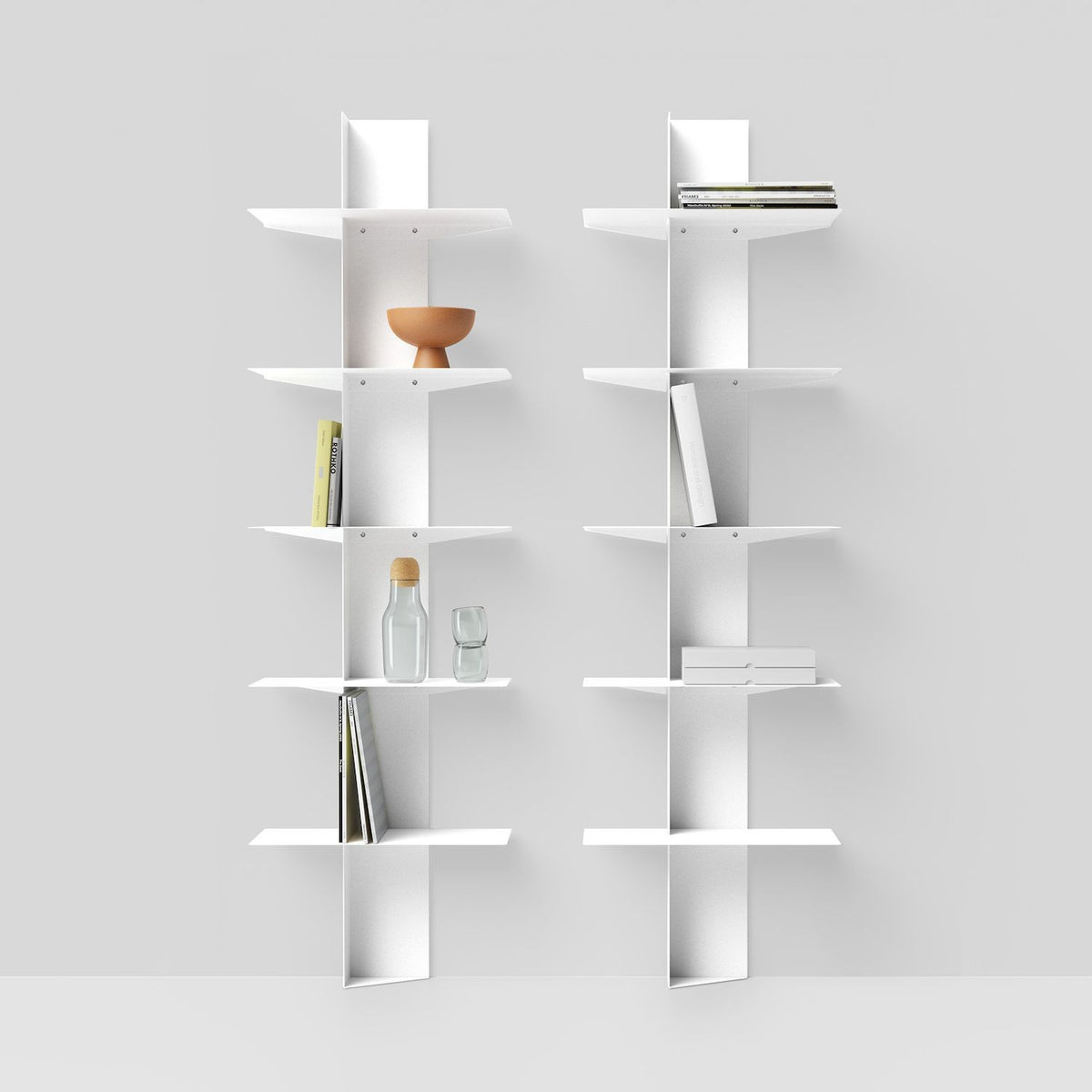 Libreria da parete Vertikal in acciaio a colonna 45 x 160 cm