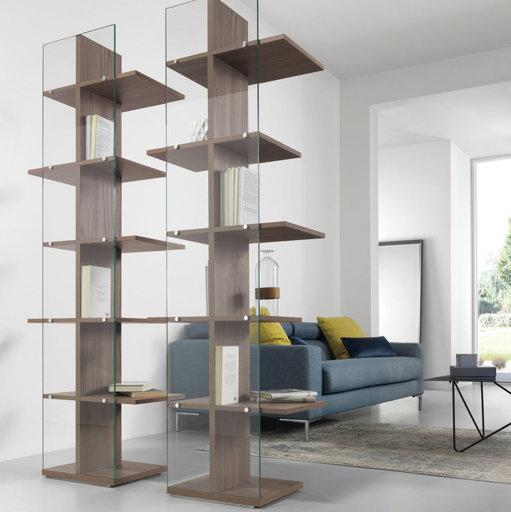 Libreria verticale in legno e vetro Laddy