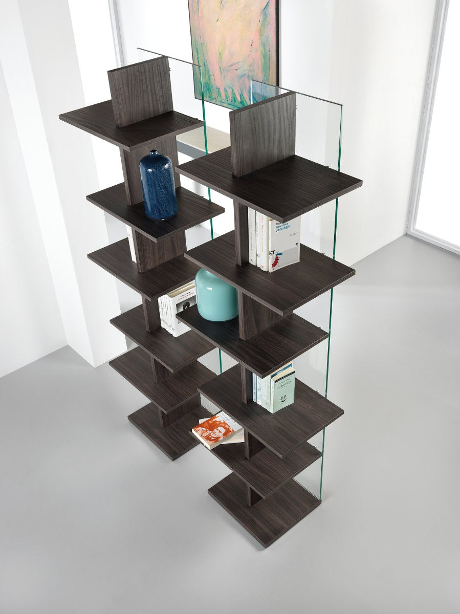 Libreria verticale in legno e vetro Laddy